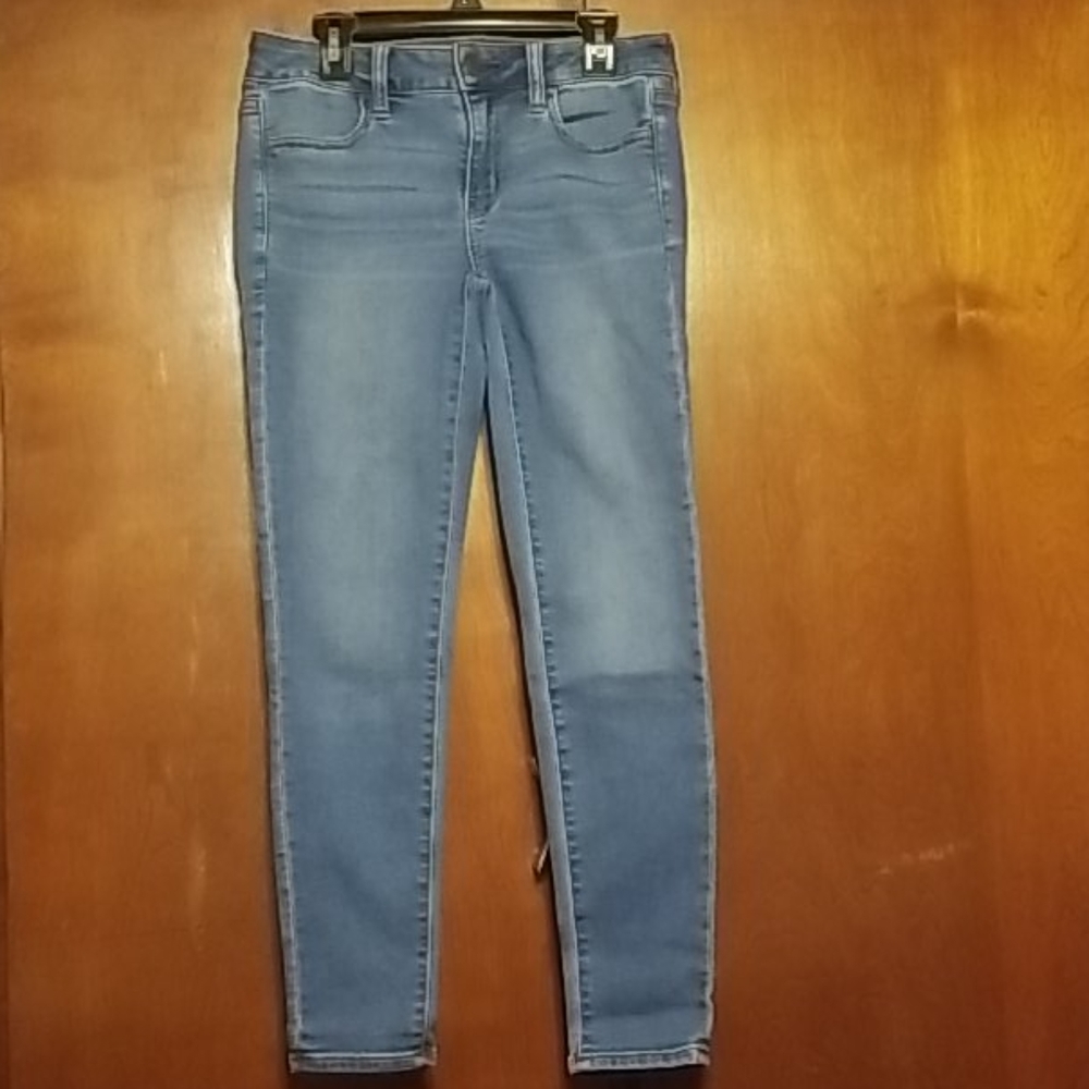AE Jean's size 4S